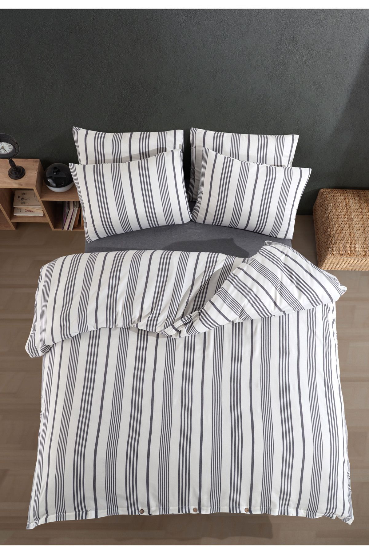 90b40e8a4b14c3b80b3803a8b77c0e19