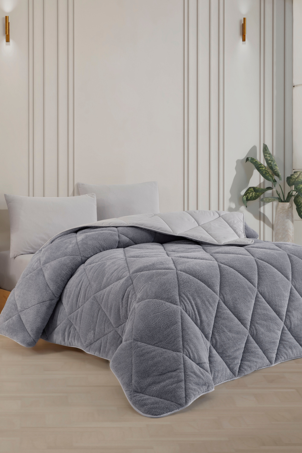 Luxuriöse Wellsoft Steppdecke – Doppelseitig, Grau, 195 × 215 cm