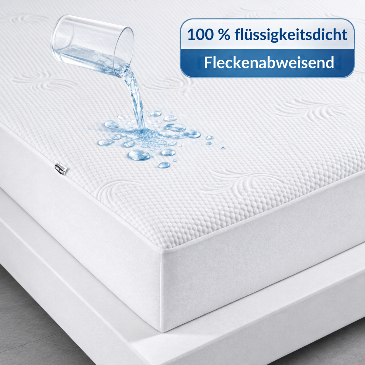 Wasserdichter Mikrofaser-Matratzenschoner mit 3D-Blumenmuster, Weiß